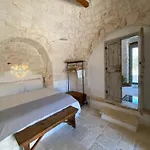 Trulli Terra Di Mezzo * Cisternino