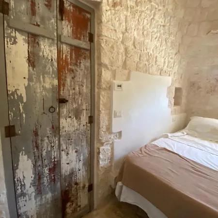 Trulli Terra Di Mezzo Holiday home *