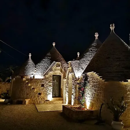 Trulli Terra Di Mezzo Holiday home
