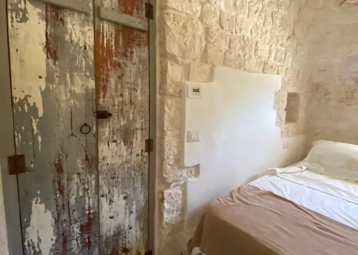 Trulli Terra Di Mezzo בית נופש *